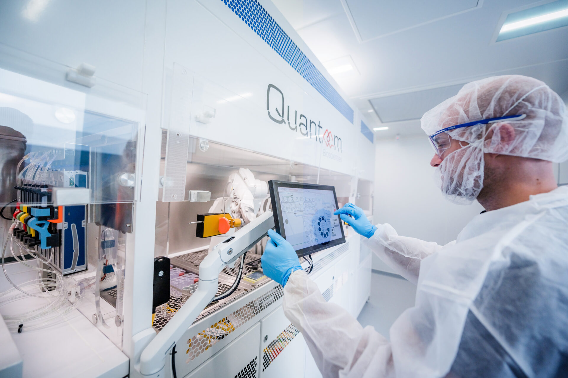 Exothera partners with Quantoom Biosciences, launches new business unit for development and production of RNA